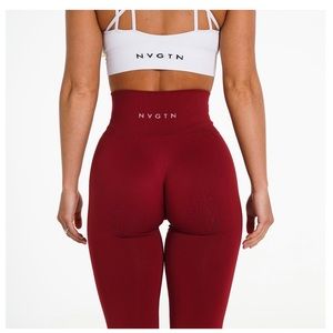 NVGTN Carmine Solid Seamless Leggings